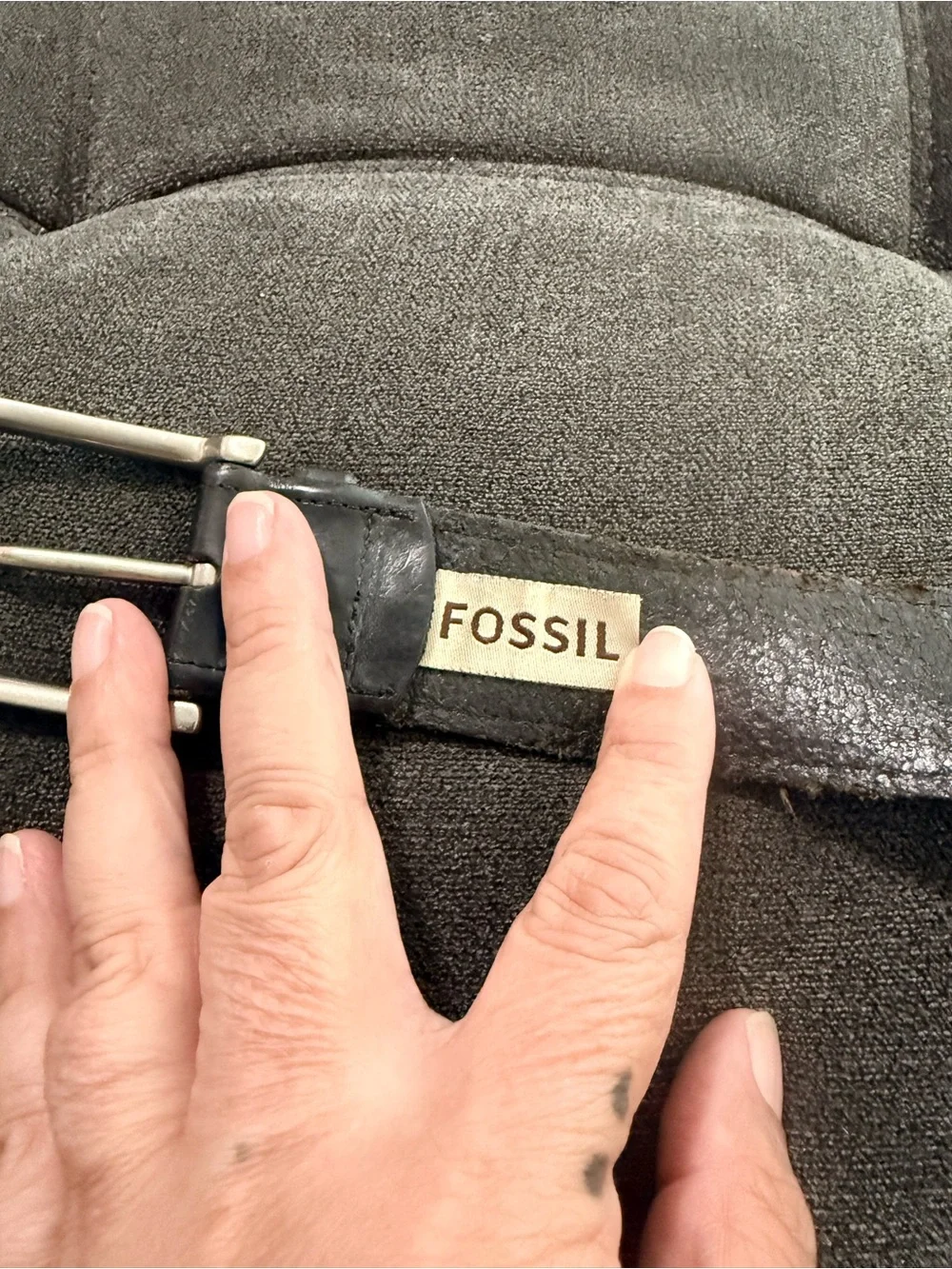 Fossil Black Leather Men’s Belt with Brushed Metal Buckle